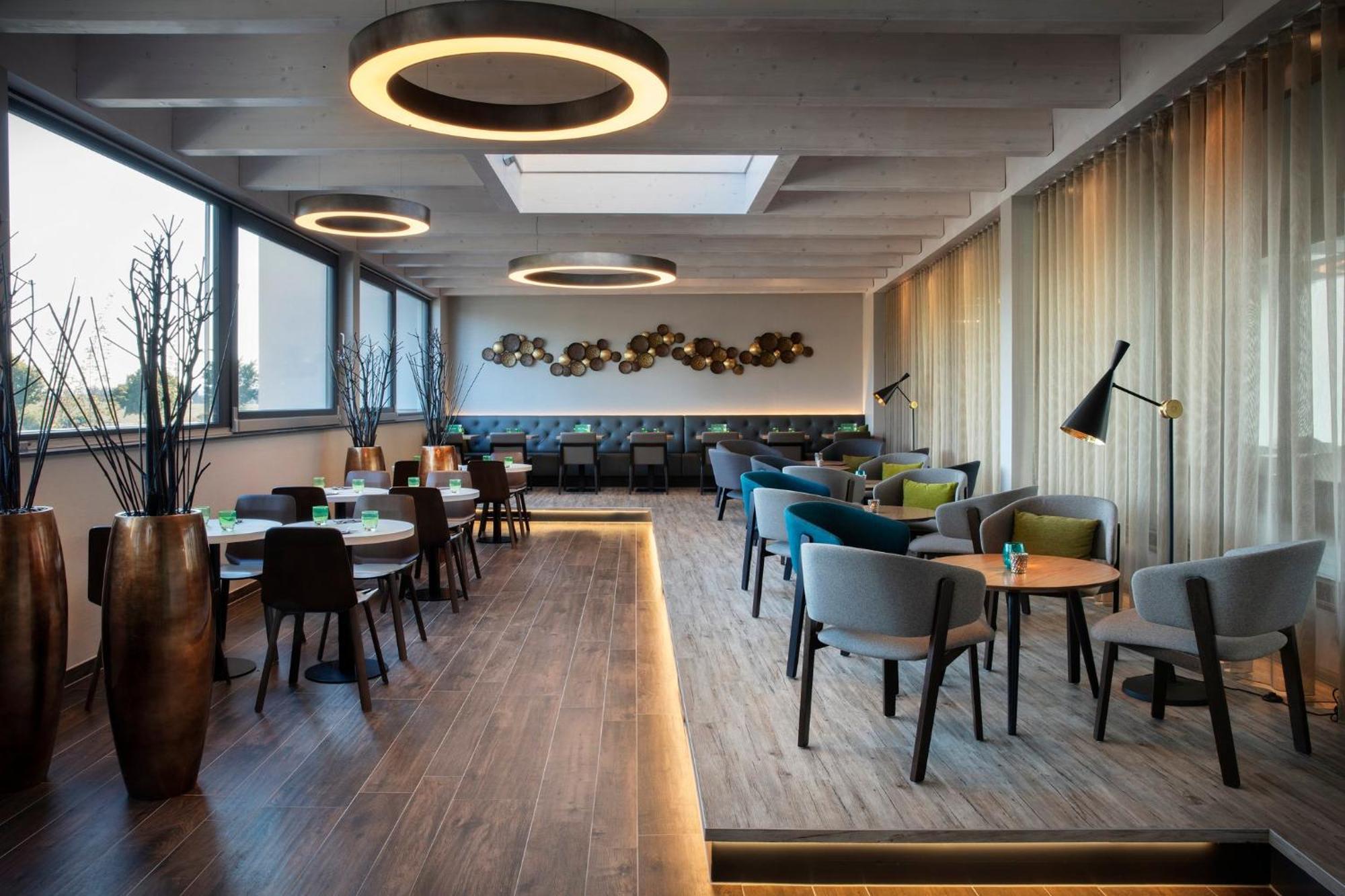 Holiday Inn - Villingen - Schwenningen By Ihg Eksteriør bilde